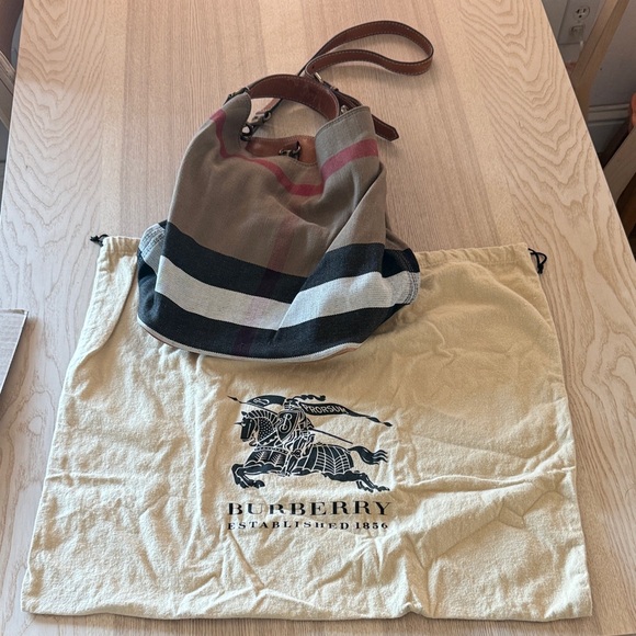 Burberry Canvas Bucket Bag with Brown and Black Stripes - Picture 1 of 17